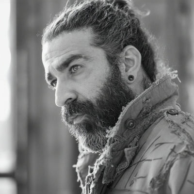 <b>Tomer Peretz x The 8 Project</b>